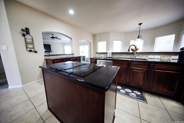 19507 CAMINO RDG, San Antonio, TX 78258