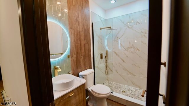 805 3rd Ave, Elizabeth City, NJ 07202
