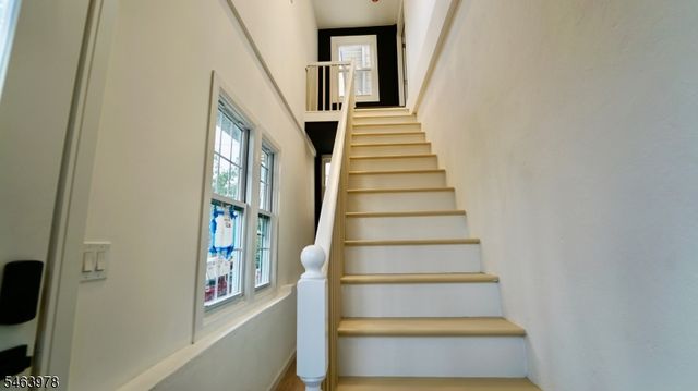 805 3rd Ave, Elizabeth City, NJ 07202