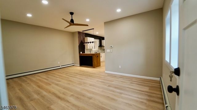 805 3rd Ave, Elizabeth City, NJ 07202
