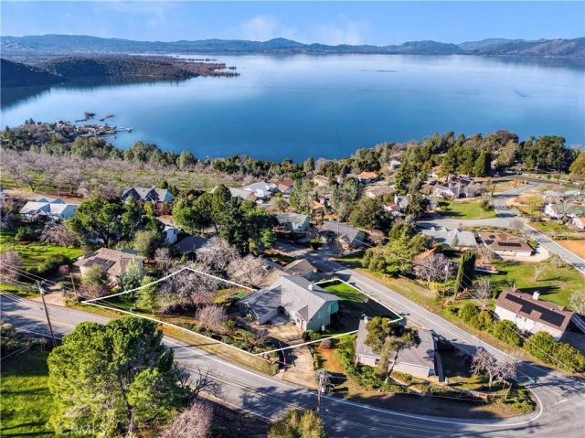 2901 Riviera Heights, Kelseyville, CA 95451