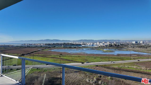 8124 Billowvista Drive, Playa Del Rey (los Angeles), CA 90293