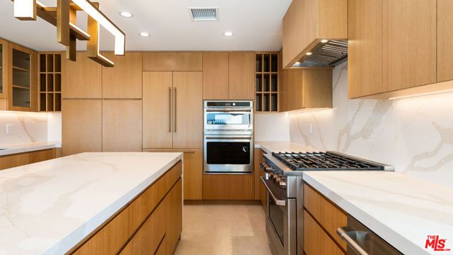 8124 Billowvista Drive, Playa Del Rey (los Angeles), CA 90293