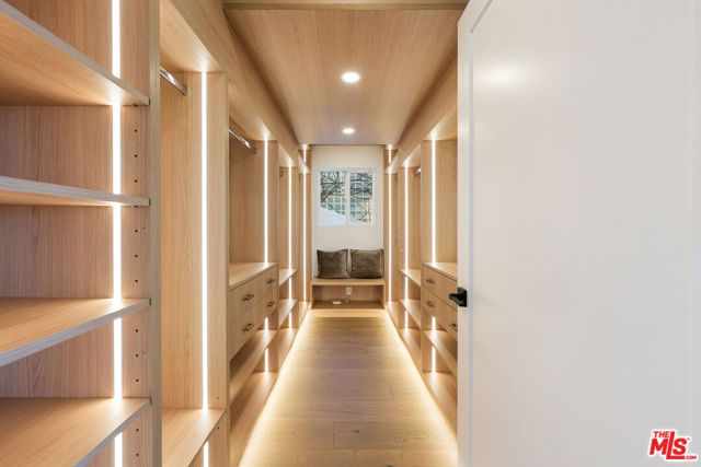 8124 Billowvista Drive, Playa Del Rey (los Angeles), CA 90293