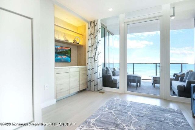 1101 Ocean Avenue N, 902, Asbury Park, NJ 07712