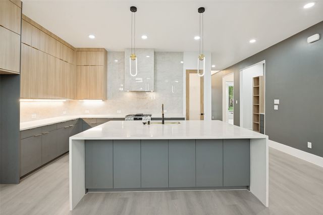 2232 Chenault Drive, Frisco, TX 75033