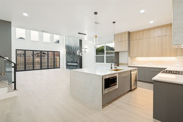 2232 Chenault Drive, Frisco, TX 75033