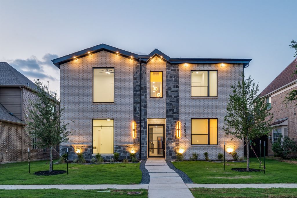2232 Chenault Drive, Frisco, TX 75033