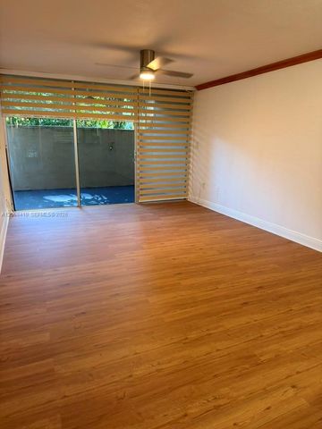 10835 SW 112th Avenue 114, Miami, FL 33176