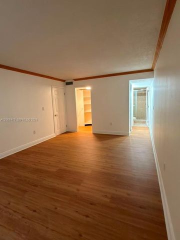 10835 SW 112th Avenue 114, Miami, FL 33176