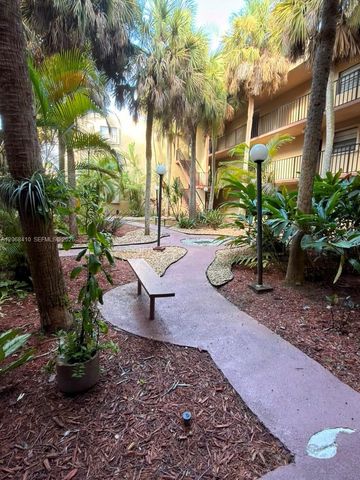 10835 SW 112th Avenue 114, Miami, FL 33176