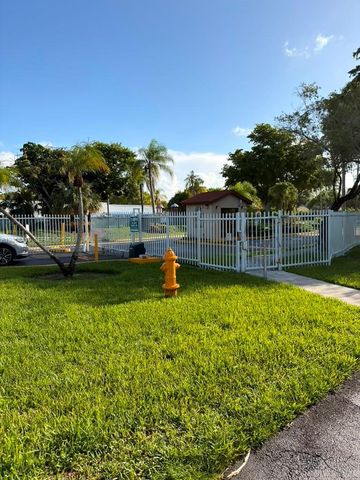 10835 SW 112th Avenue 114, Miami, FL 33176