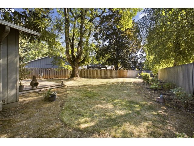 670 Nw CONNELL Ave, Hillsboro, OR 97124