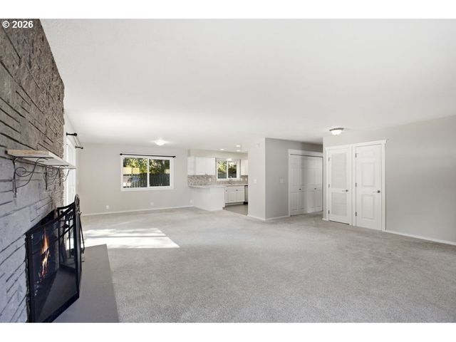 670 Nw CONNELL Ave, Hillsboro, OR 97124