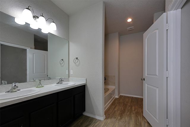5542 Redwood Summit Lane, Katy, TX 77449