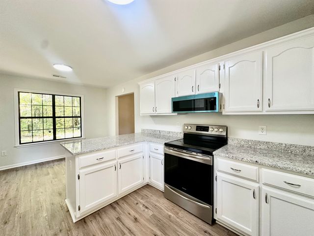 249 MIGNON DR, Atoka, TN 38004