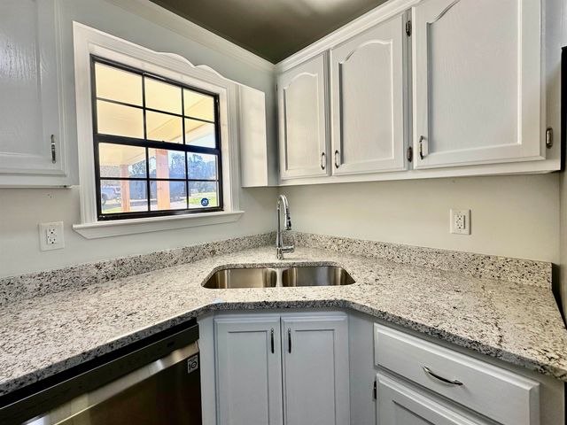 249 MIGNON DR, Atoka, TN 38004