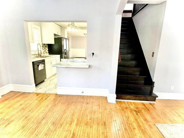 3346 Sheridan Avenue N, Minneapolis, MN 55412