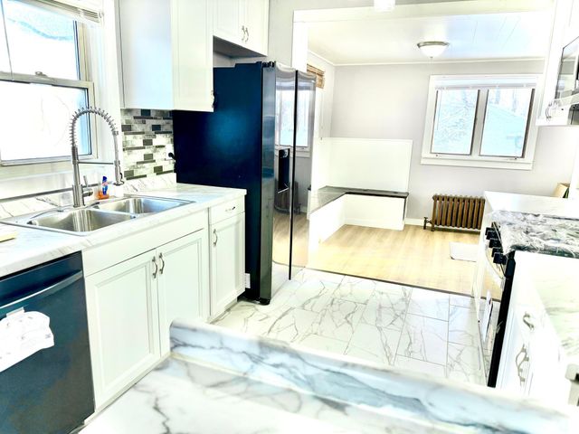 3346 Sheridan Avenue N, Minneapolis, MN 55412