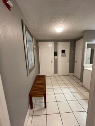 3581 S Ocean Boulevard 7e, South Palm Beach, FL 33480