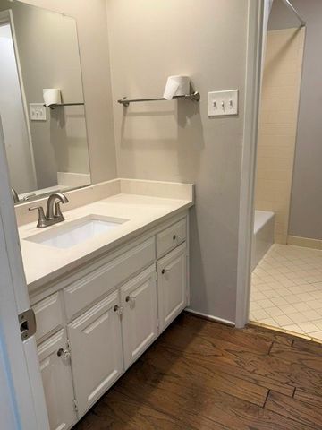 1208 N Cottonwood Drive, Richardson, TX 75080