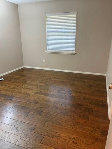 1208 N Cottonwood Drive, Richardson, TX 75080