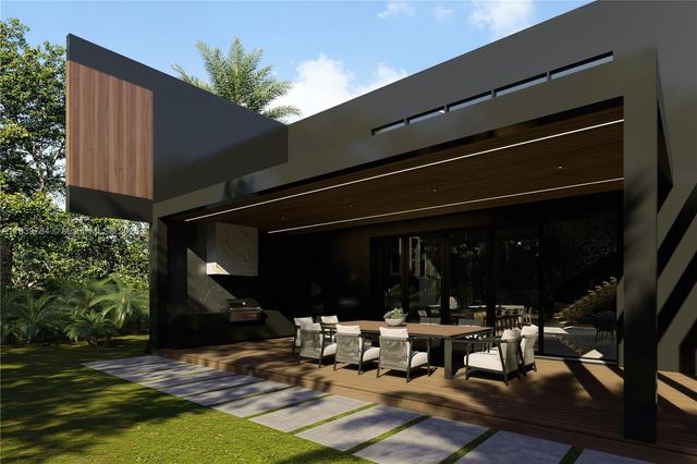 13500 SW 69th Ave, Pinecrest, FL 33156