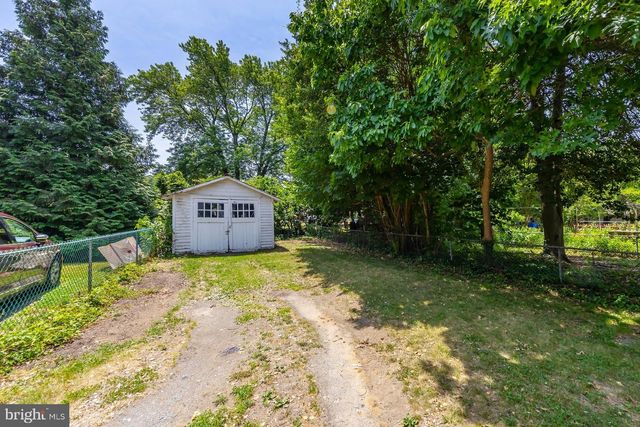 408 WEATHERBY AVE, Swedesboro, NJ 08085