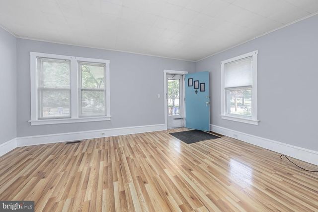 408 WEATHERBY AVE, Swedesboro, NJ 08085
