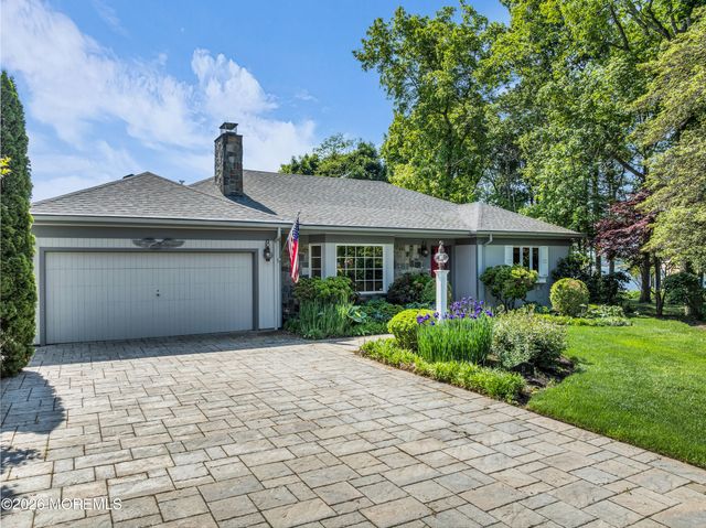 31 Cranmoor Drive, Toms River, NJ 08753