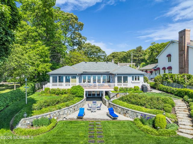 31 Cranmoor Drive, Toms River, NJ 08753