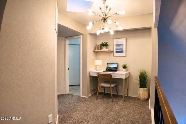 7331 N 44th ave Avenue, Glendale, AZ 85301