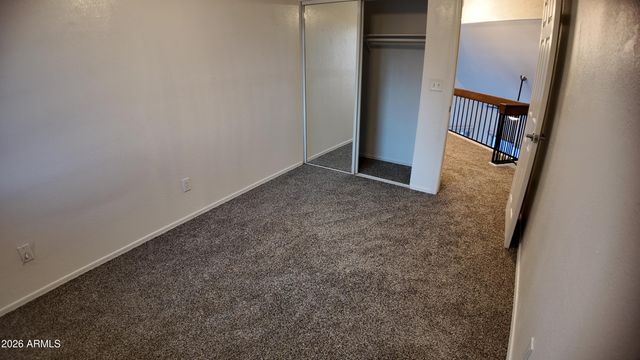 7331 N 44th ave Avenue, Glendale, AZ 85301