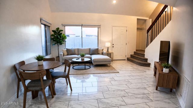 7331 N 44th ave Avenue, Glendale, AZ 85301