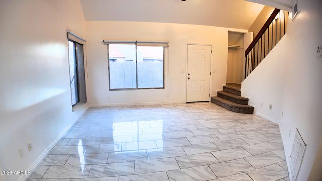 7331 N 44th ave Avenue, Glendale, AZ 85301