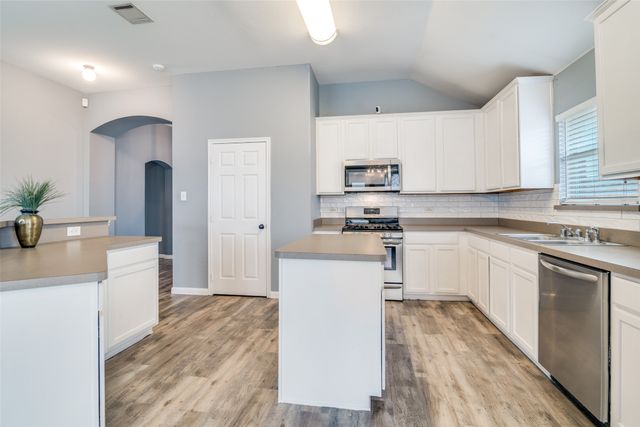 108 Aspenwood Trail, Forney, TX 75126