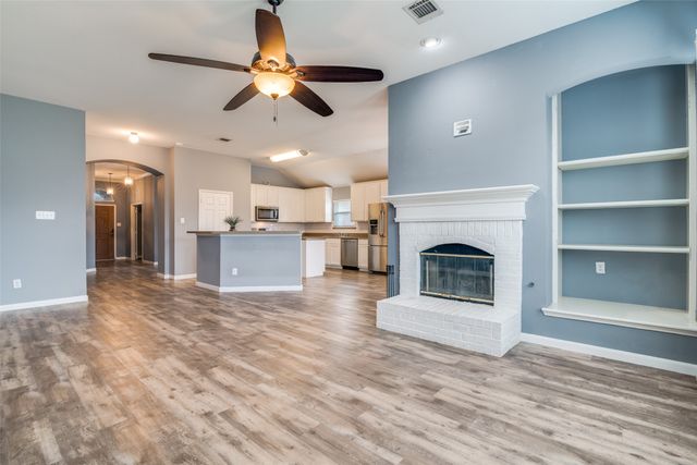 108 Aspenwood Trail, Forney, TX 75126