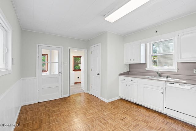 3 Ball Place, Watervliet, NY 12189