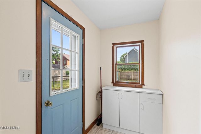 3 Ball Place, Watervliet, NY 12189