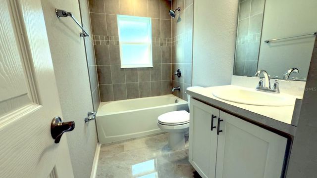 1551 EUCALYPTUS WAY, Davenport, FL 33837