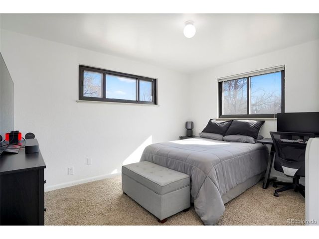 2341 Oakland St, Aurora, CO 80010