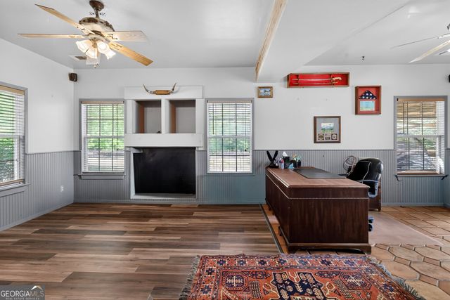 511 W Mcintosh Road, Brooks, GA 30205