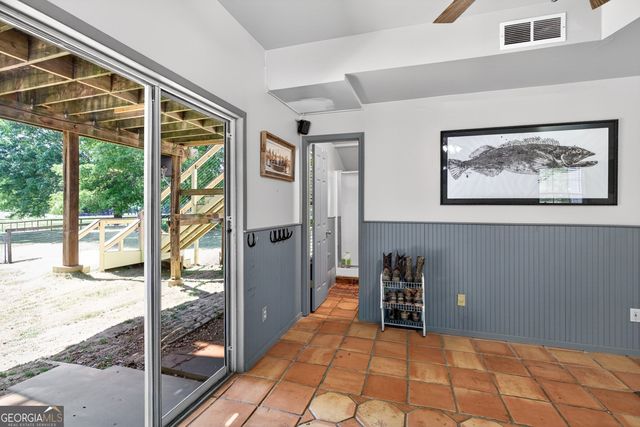 511 W Mcintosh Road, Brooks, GA 30205