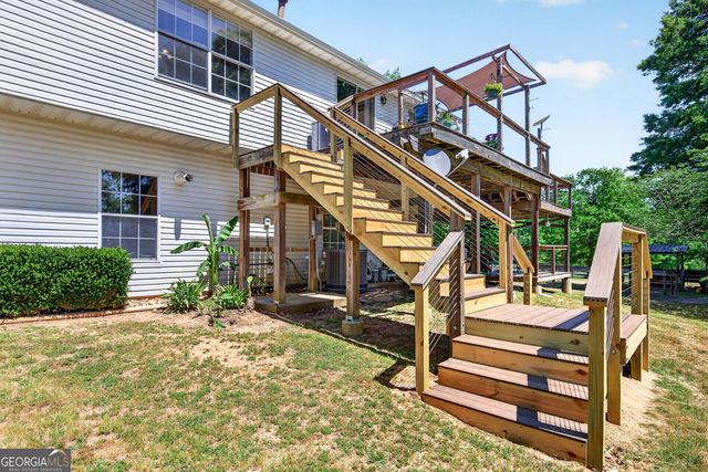 511 W Mcintosh Road, Brooks, GA 30205
