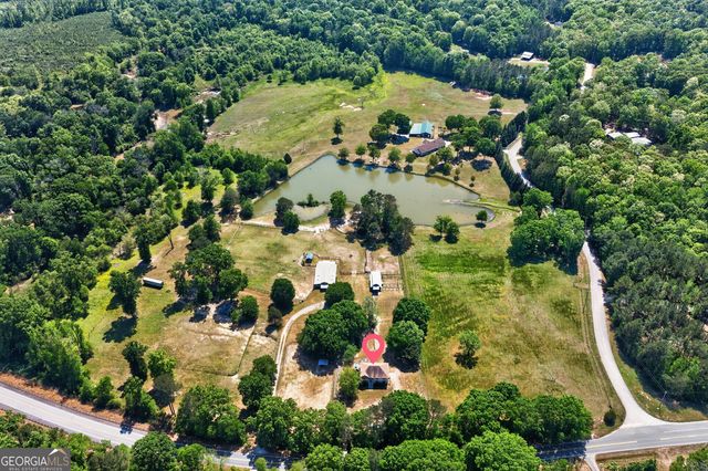 511 W Mcintosh Road, Brooks, GA 30205