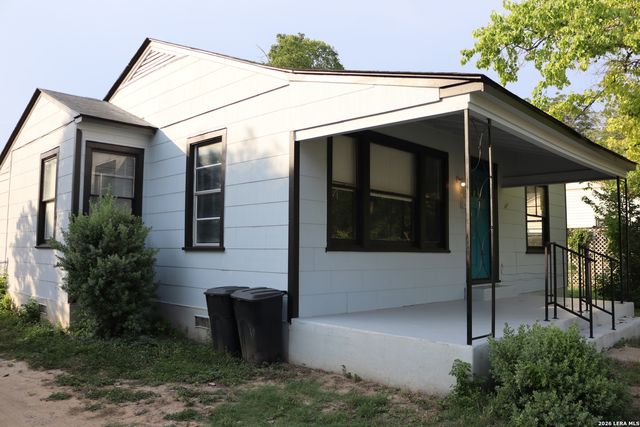 203 Brooks, Schertz, TX 78154