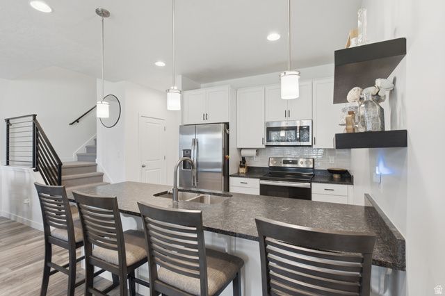 15191 S REINS WAY, Bluffdale, UT 84065