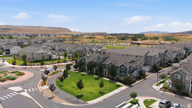 15191 S REINS WAY, Bluffdale, UT 84065