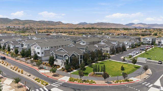 15191 S REINS WAY, Bluffdale, UT 84065