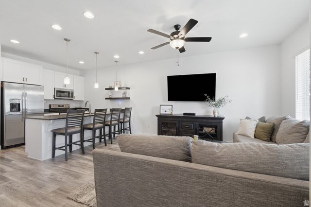 15191 S REINS WAY, Bluffdale, UT 84065